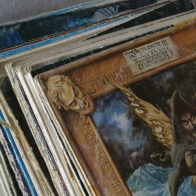 探索数字自由之路：公益机场与V2Ray的全流程使用指南